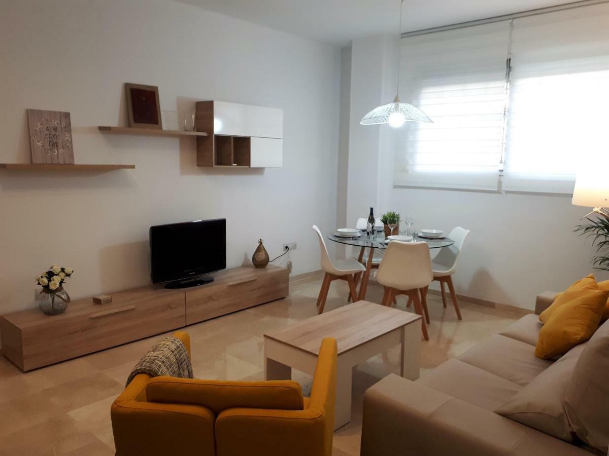 Apartamento Plaza Alfonso XII Malaga Ngoại thất bức ảnh